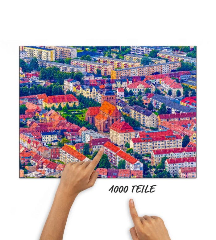 Puzzle über der Stadt Malchin